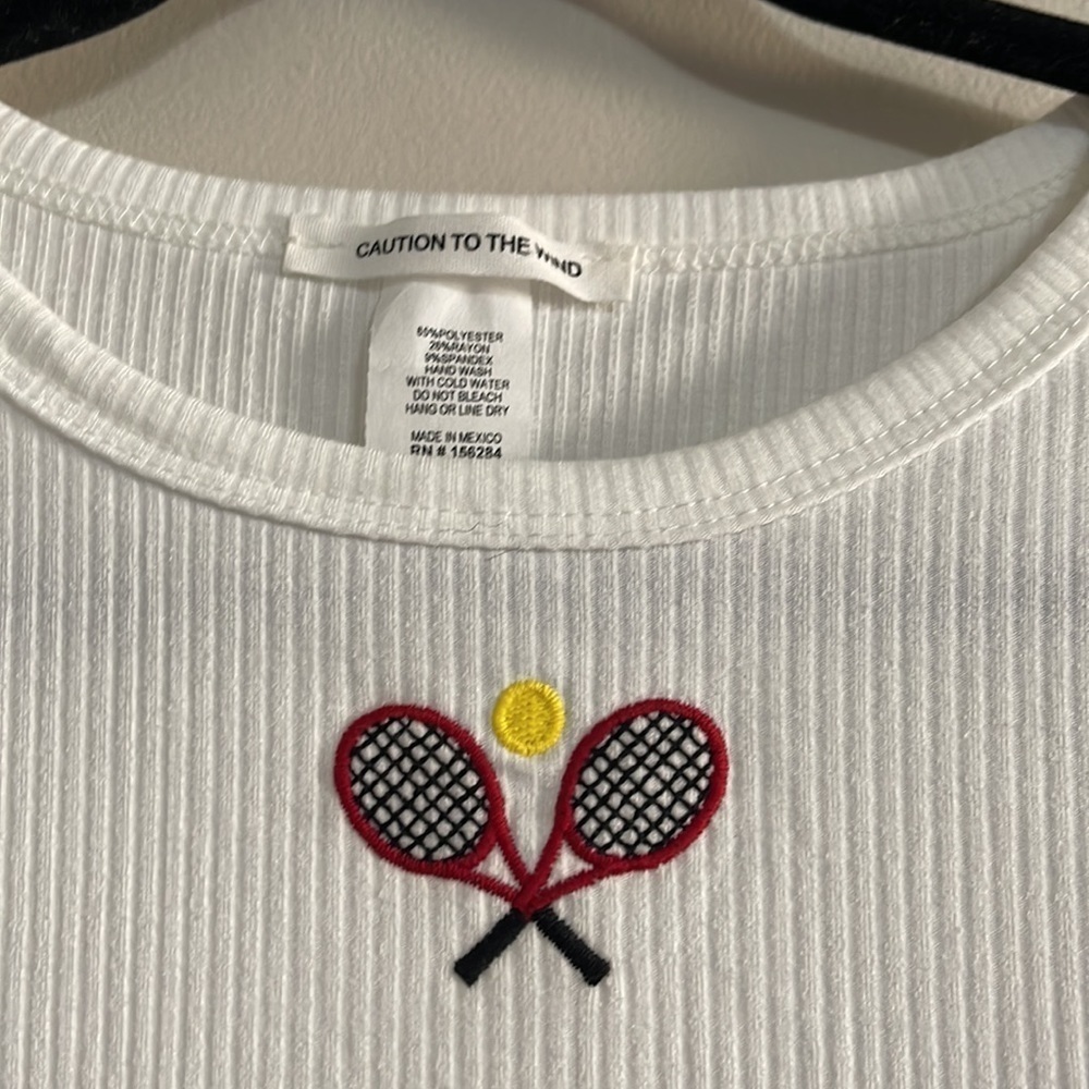 Caution to the Wind NWOT Tennis Crop Shirt - Picture 2 of 5
